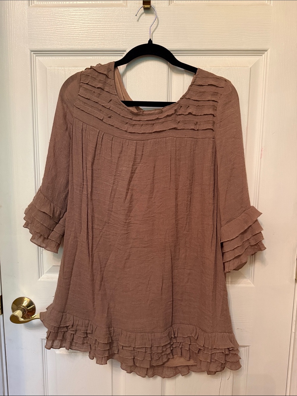 Ruffle-Trim Three-Quarter Sleeve Tunic Top - Taupe